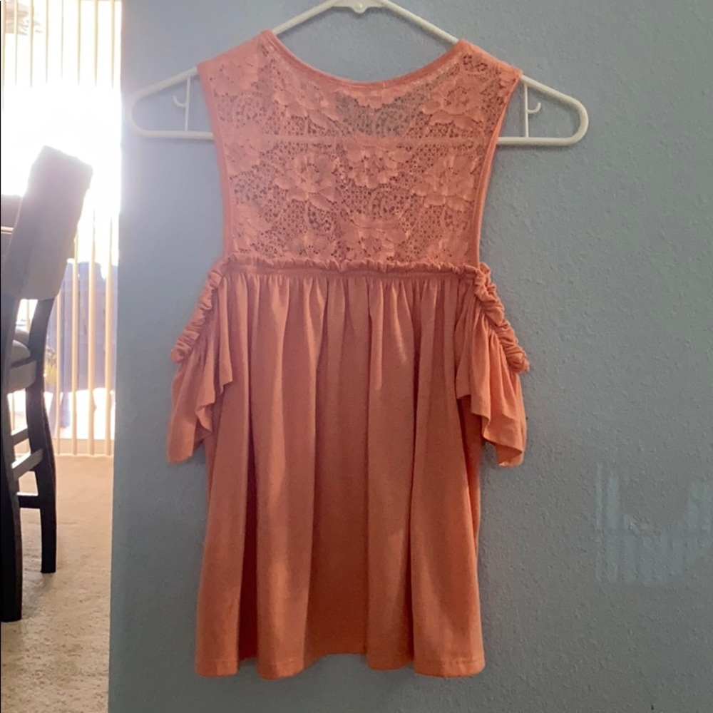 Cold Shoulder Top - Picture 2 of 3